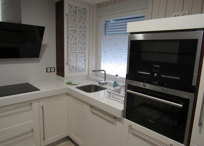 Calle Abeto,1 펜션 Burgo